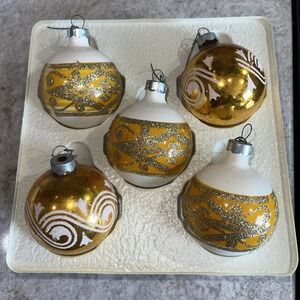 Vintage Pyramid box Of 5 glass Christmas Ornaments Gold White Glitter